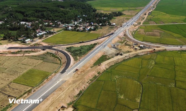 Đẩy nhanh tiến độ các dự án cao tốc Bắc - Nam về đích đúng kế hoạch